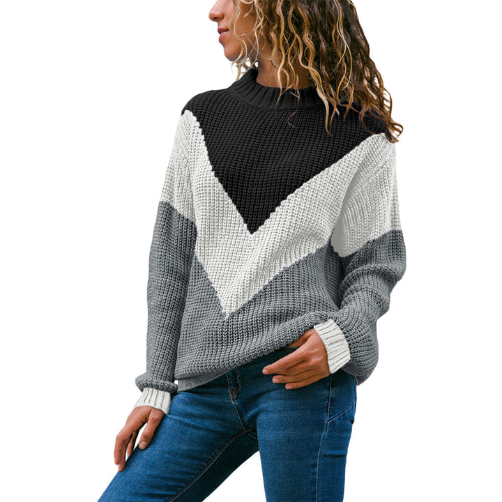 Women's chunky knit pullover with chevron design, round neckline and ribbed cuffs Mune Fashion