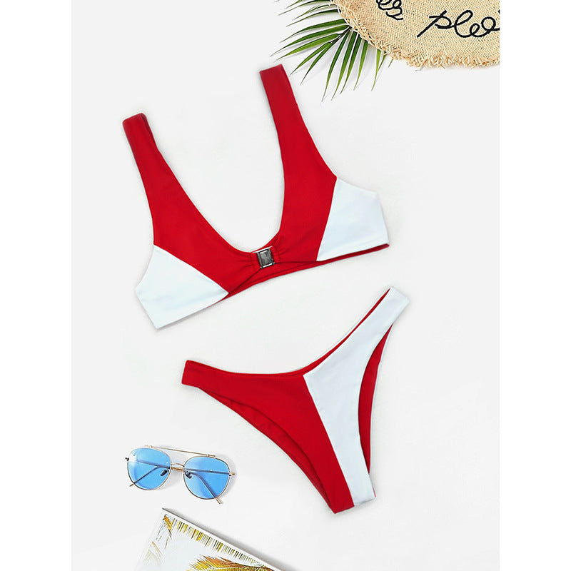 Women's bikini with fashionable V-neckline and removable padding Mune Fashion