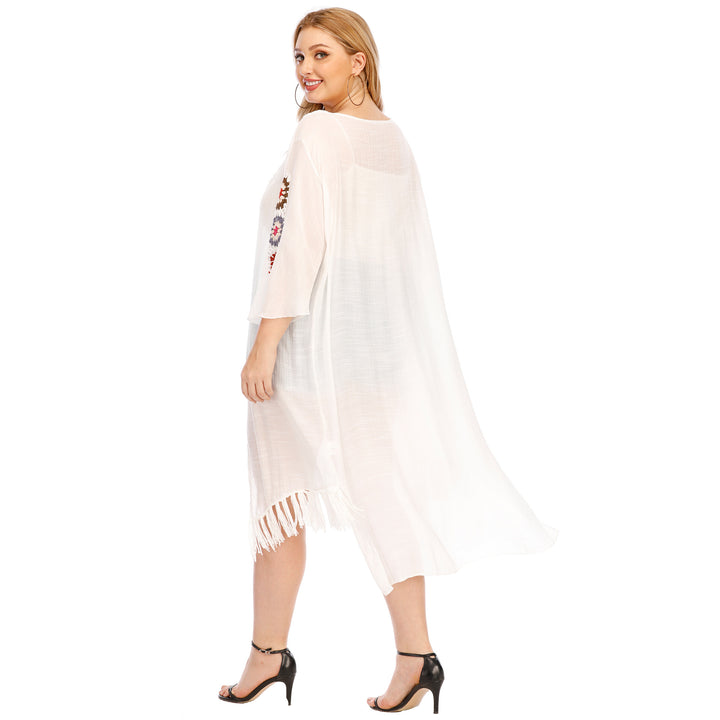 Women's elegant crochet kaftan with fringed accents Mune Fashion