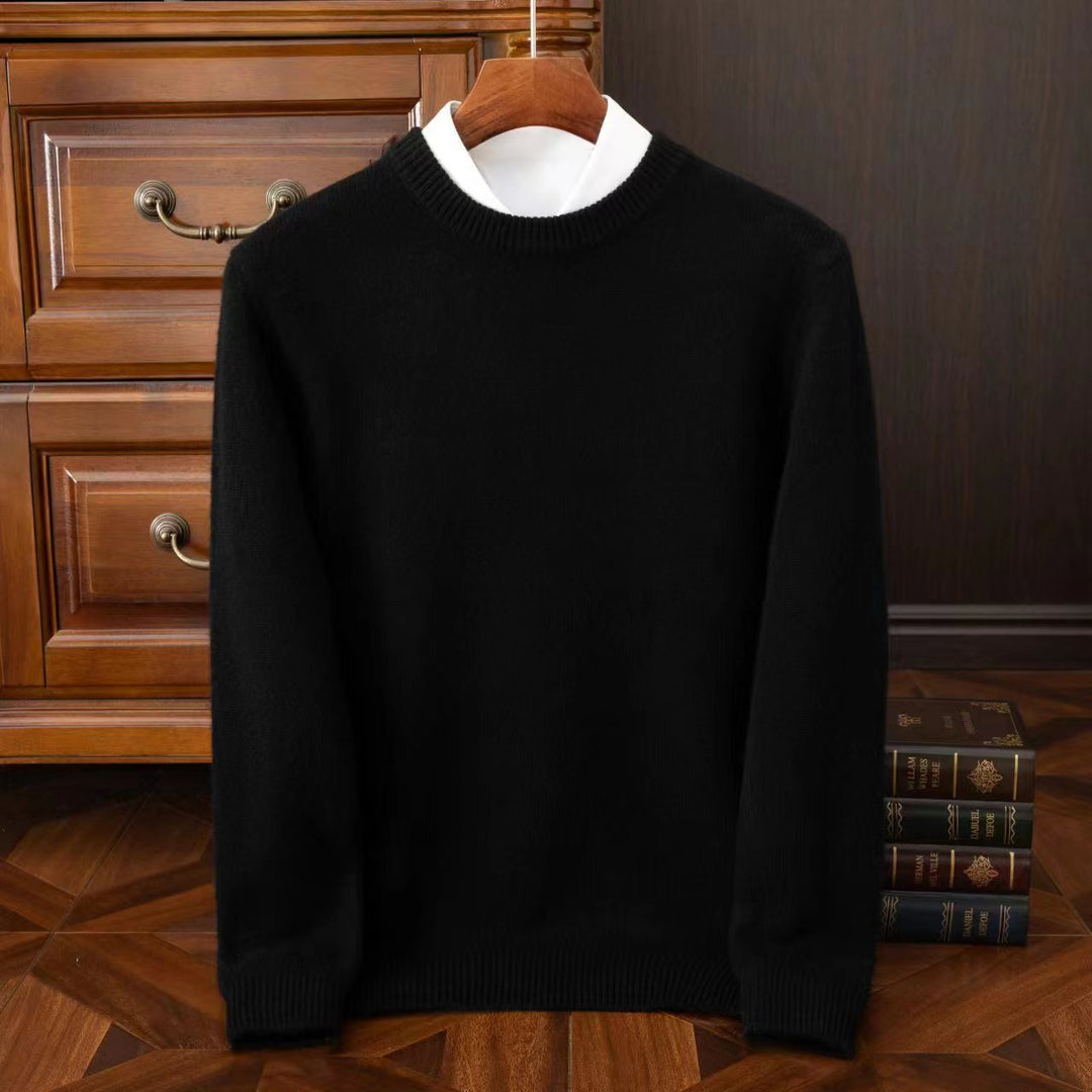 Classic, thick men's wool sweater