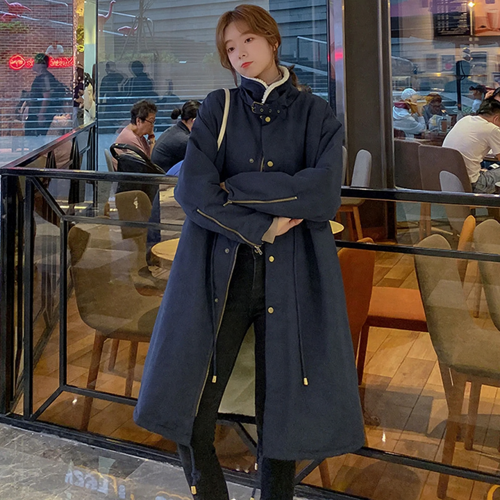 Longer, padded women's parka with lamb fur look