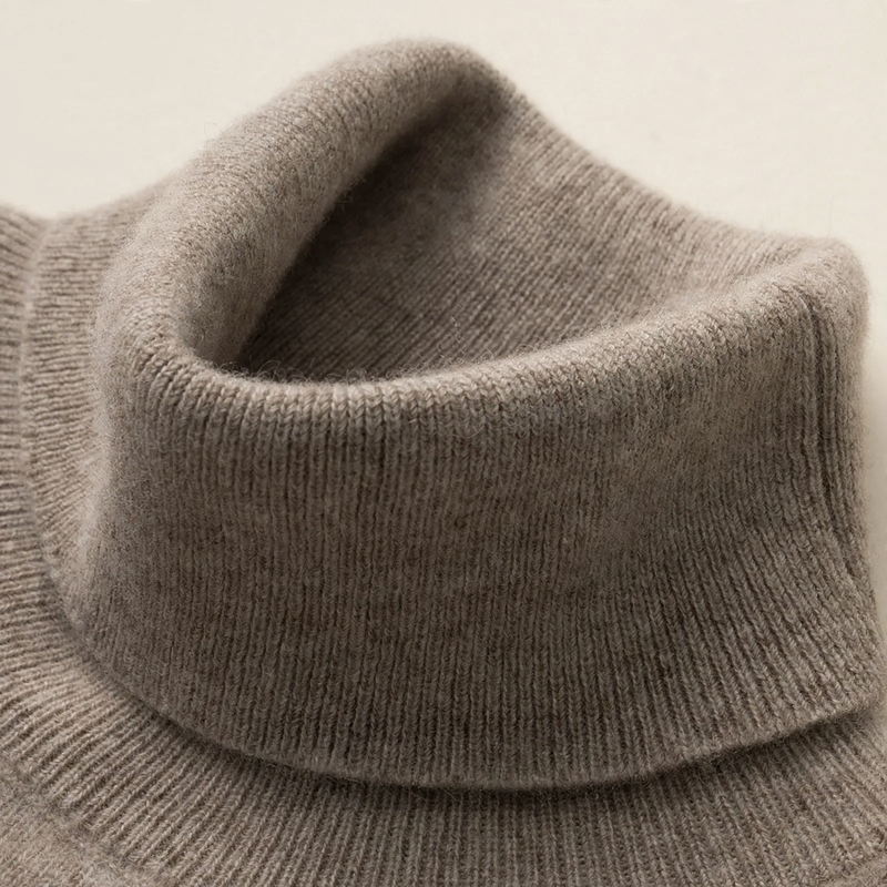Ladies' turtleneck sweater made of pure wool
