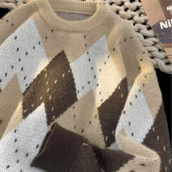 Women's knitted sweater, loose, with diamond pattern