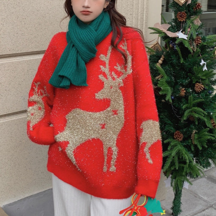 Christmas knitted sweater with animal motif
