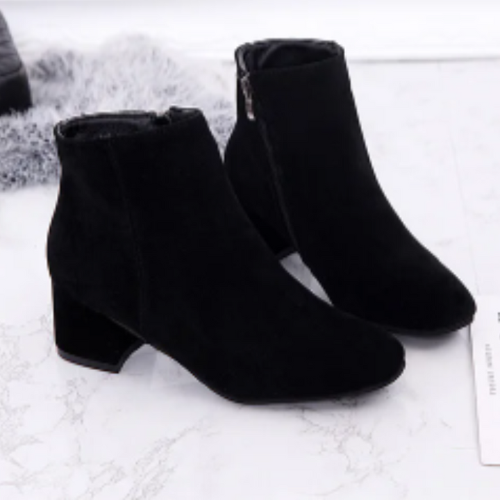Mune | Modern Wild Ankle Boots with Comfortable Heel Women's Ankle Boots