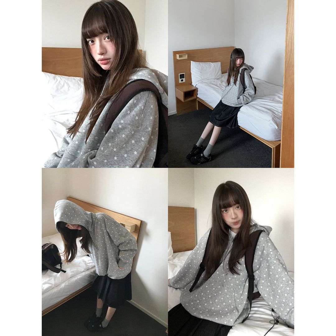 Hooded sweatshirt with star pattern and zipper