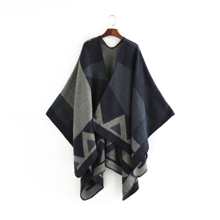 Women's oversized ruana made of wool blend with geometric intarsia and open kimono fall Mune Fashion