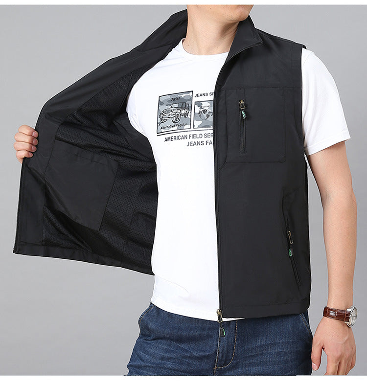 Men's Lightweight Multifunctional Outdoor Vest with Zipper Pockets and Stand Collar Mune Fashion