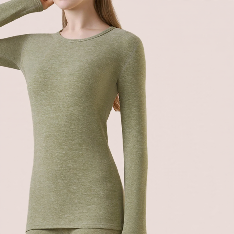 Ladies long sleeve shirt, lined, with round neckline