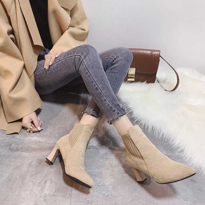 Women’s pointed ankle boots with side stretch insert and sculpted block heel Mune Fashion