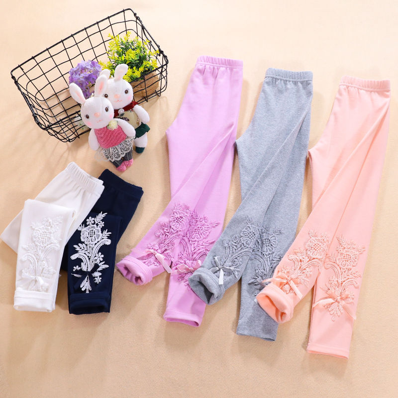 Women Leggings with elegant floral embroidery design Mune Fashion
