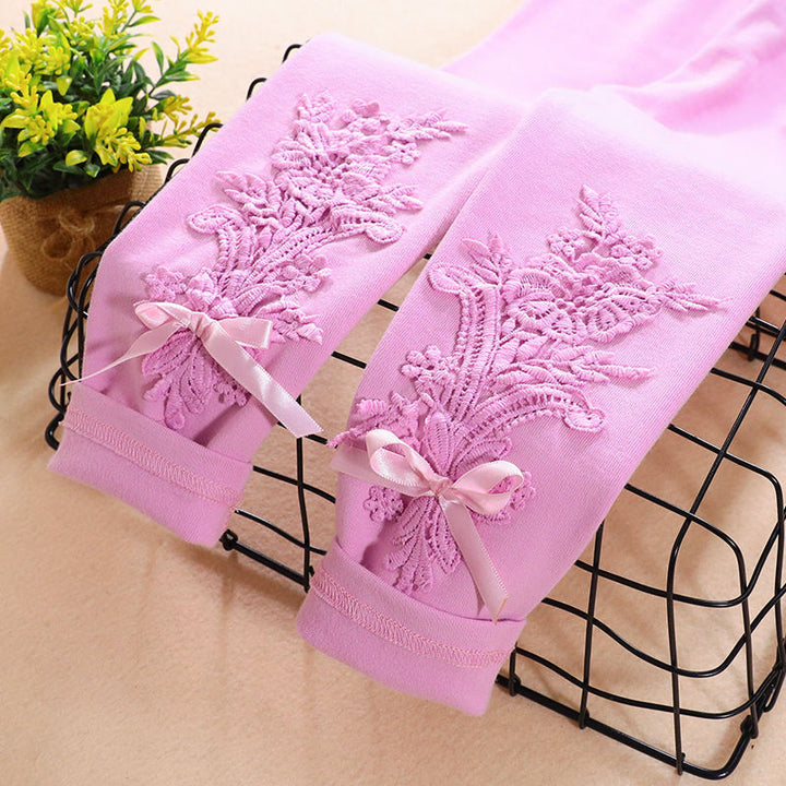 Women Leggings with elegant floral embroidery design Mune Fashion