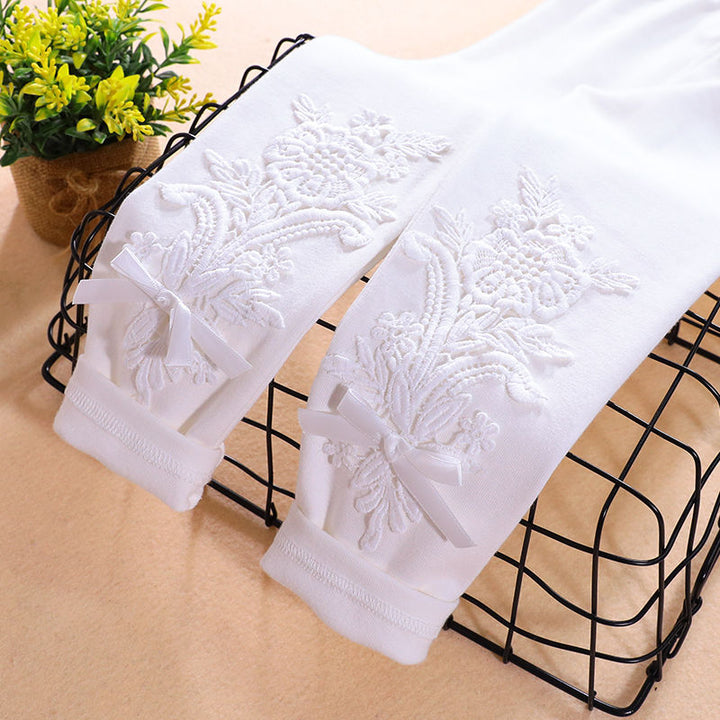 Women Leggings with elegant floral embroidery design Mune Fashion