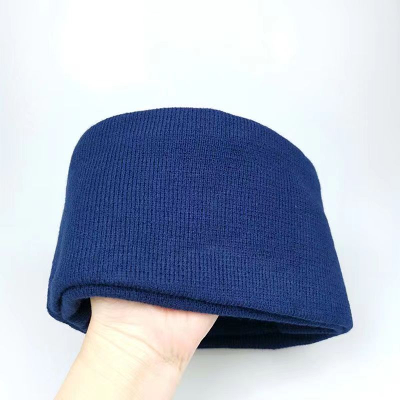 Winter Set: Knitted hat, neck warmer and touchscreen gloves