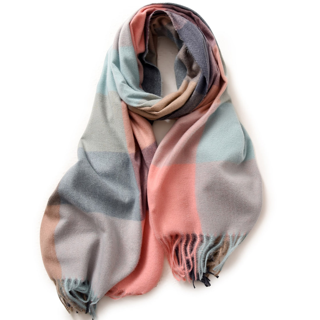 Large winter scarf with check pattern, 180 cm