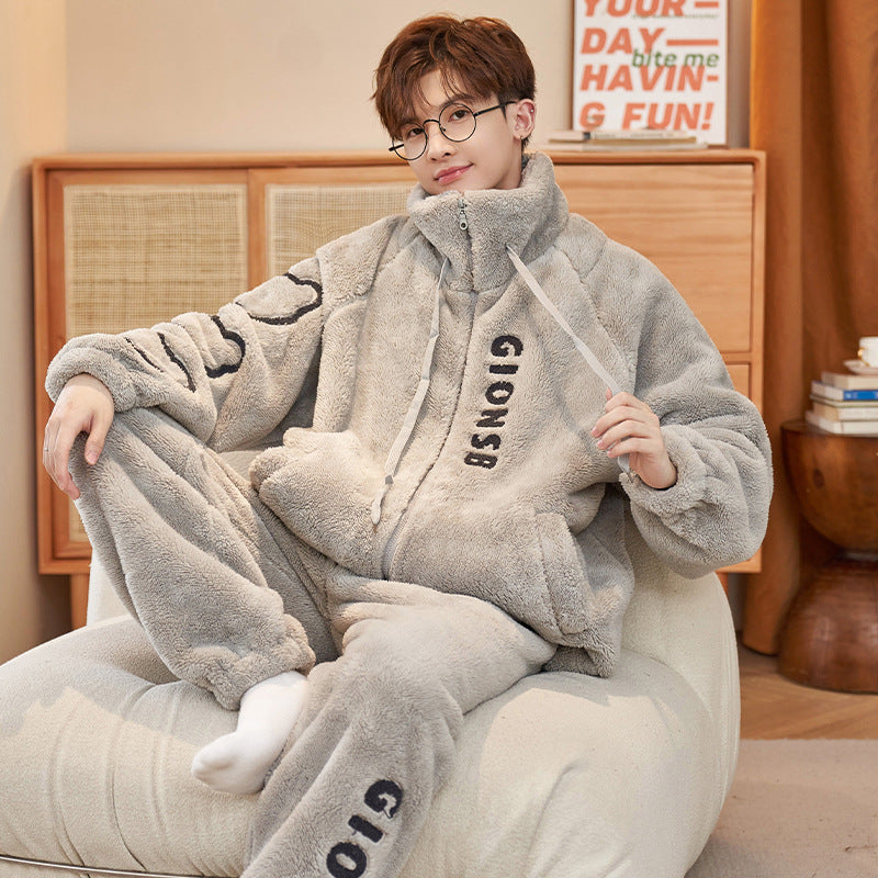 Warmer men's pajamas made of flannel, lined