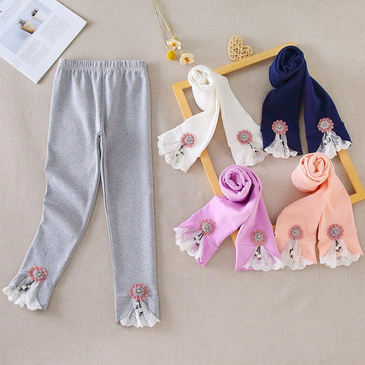 Women's leggings with decorative ruffle details Mune Fashion