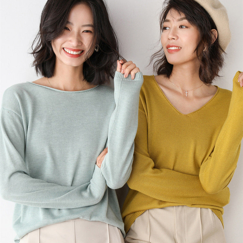 Women Casual Fine Knit V-Neck Sweater with Dropped Shoulders Mune Fashion