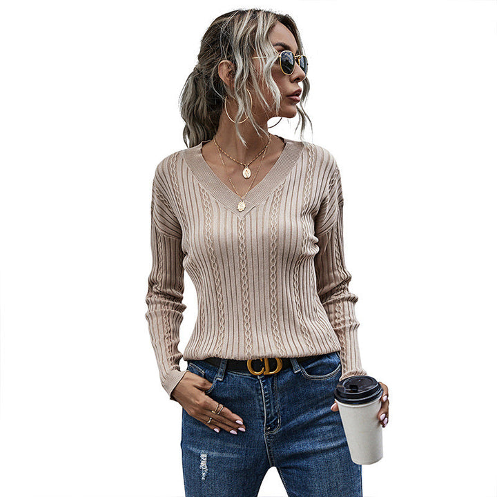 Women's Fitted Ribbed V-Neck Sweater with Openwork and Cable Knit Pattern Mune Fashion