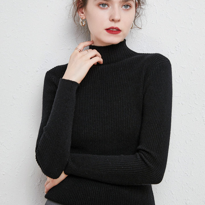 Women's slim-fit fine knit sweater with short stand-up collar made of cashmere blend Mune Fashion