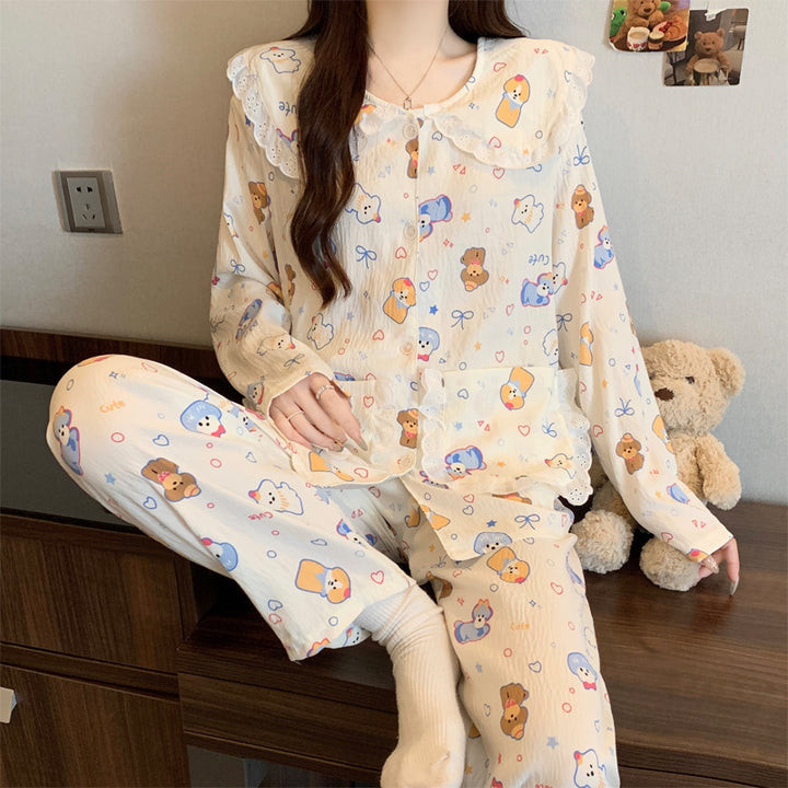Women's pajamas, long, with lace collar