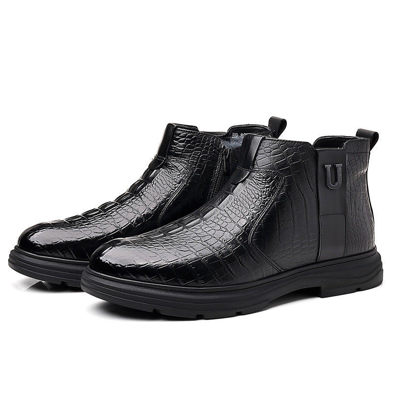 Elegant men's leather boots, lined