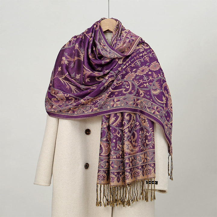 Elegant Stole with Jacquard Pattern