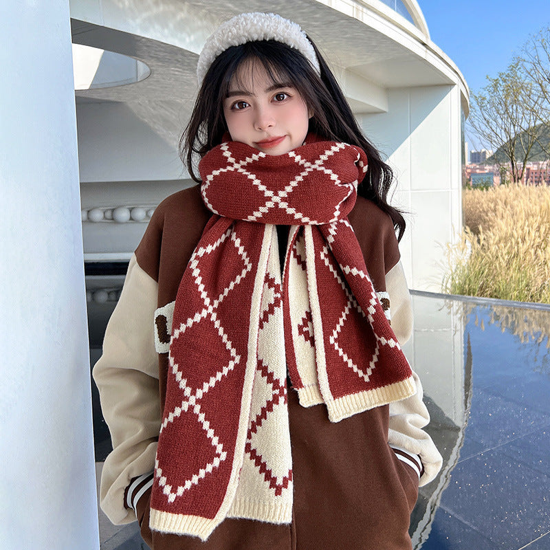Reversible scarf with diamond pattern, 150x20 cm