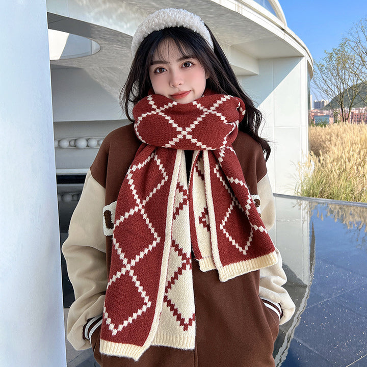 Reversible scarf with diamond pattern, 150x20 cm