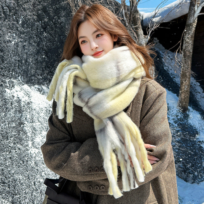 Checked scarf, soft and voluminous, 185 cm