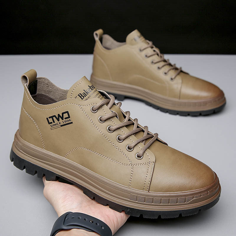 Robust Chelsea boots for men