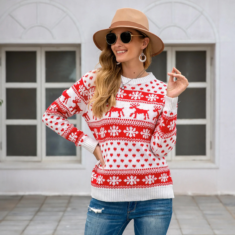 Women's knit sweater with 3D effect pattern