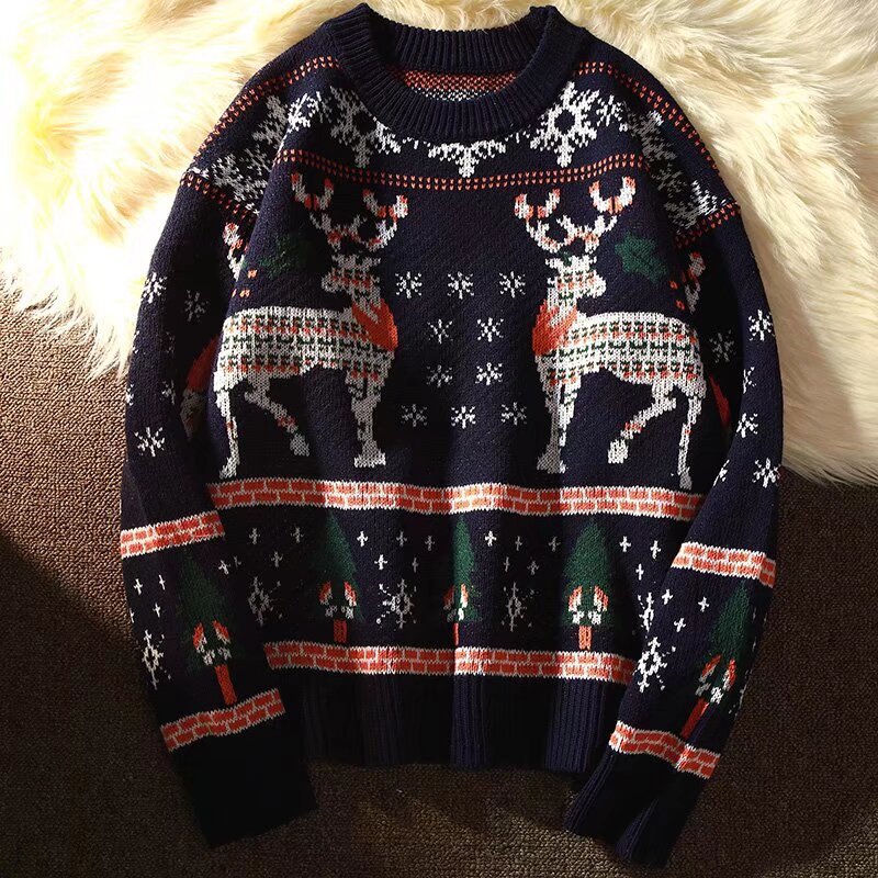 Loose knit sweater in urban style