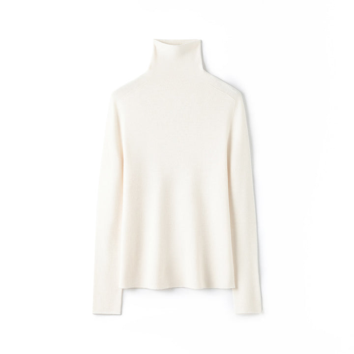 Women's turtleneck sweater made of merino wool