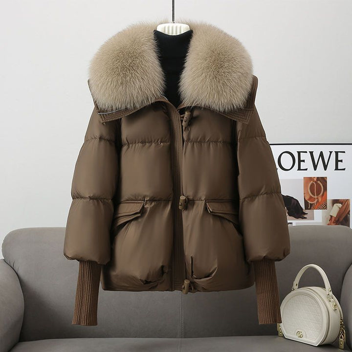 Short women's winter jacket with faux fur collar, padded