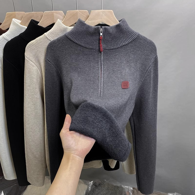 Ladies' sweater with stand-up collar and fleece lining