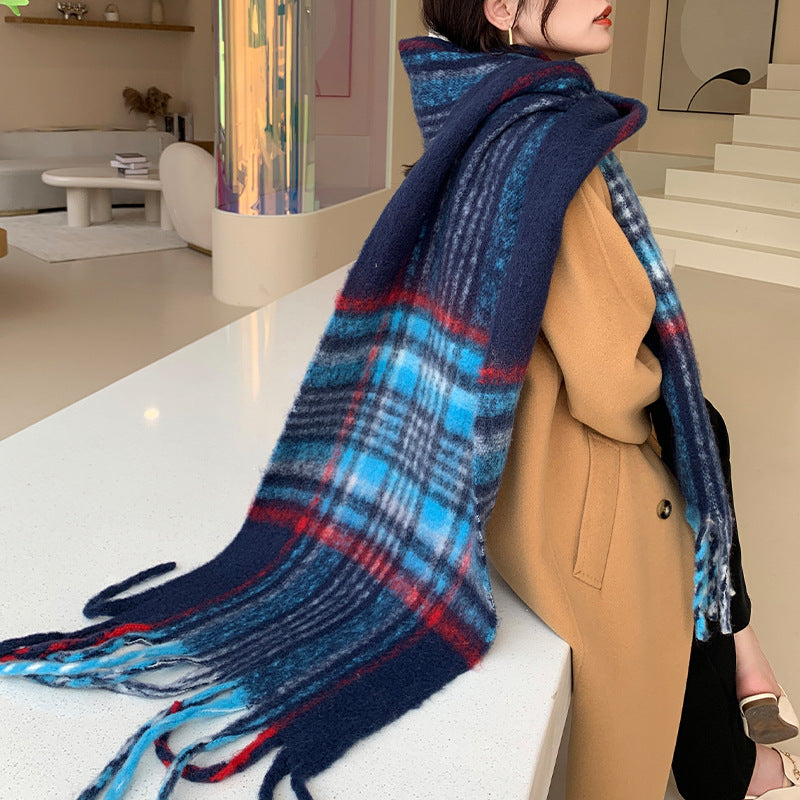 Checked scarf in mohair look, warming