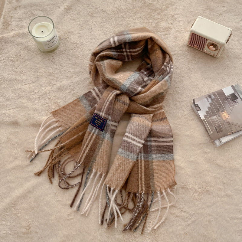 Checked scarf in retro style for women and men