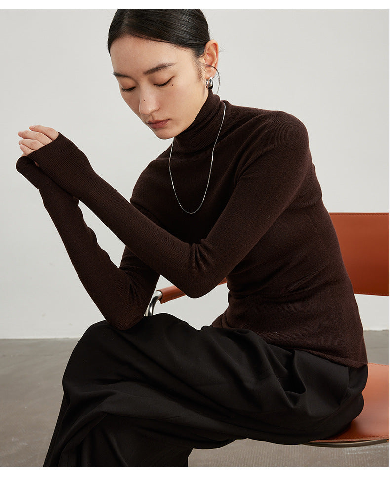 Women’s turtleneck sweater, 100% wool, seamless