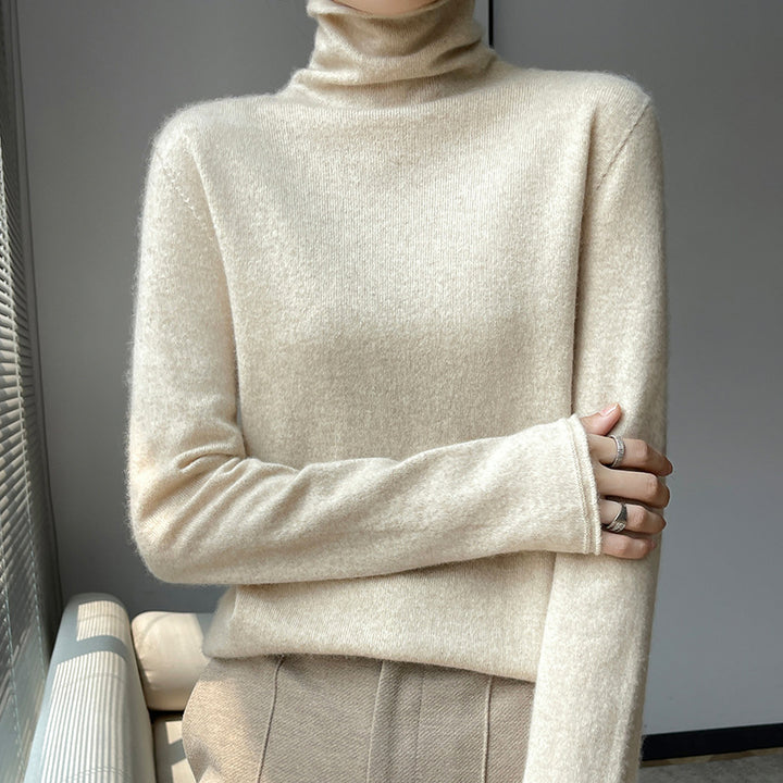 Women's wool sweater with roll neck