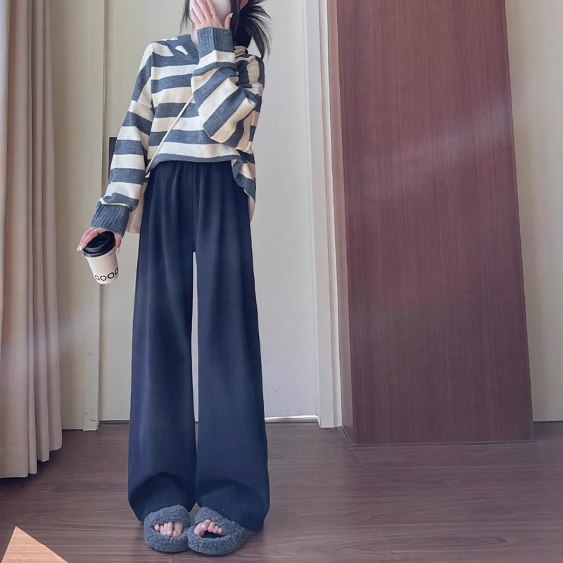 Padded corduroy knitted trousers with high waist