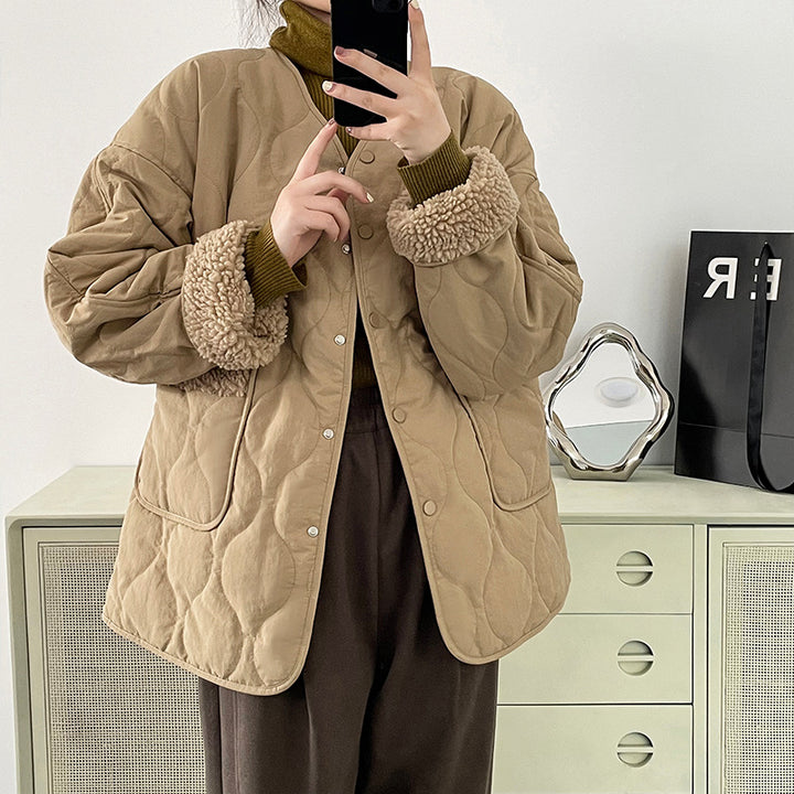 Women's quilted jacket with lambskin inserts and V-neck