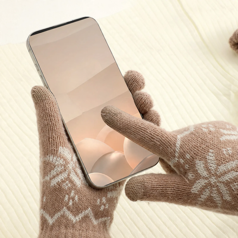 Winter Knit Set: Touchscreen Gloves, Beanie and Scarf
