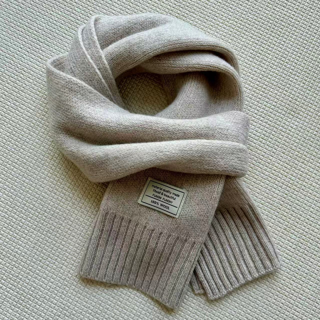 Scarf made of 100% pure wool