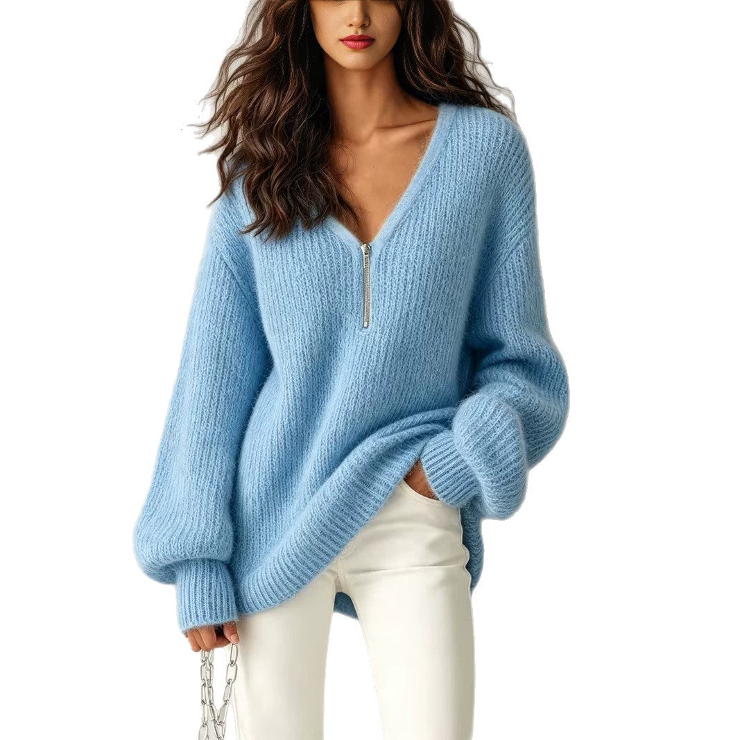 Loose knit sweater with V-neck and zipper