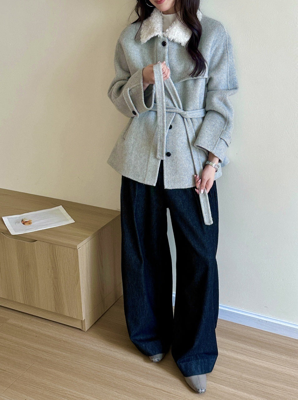 Women's coat with faux sheepskin details, lined