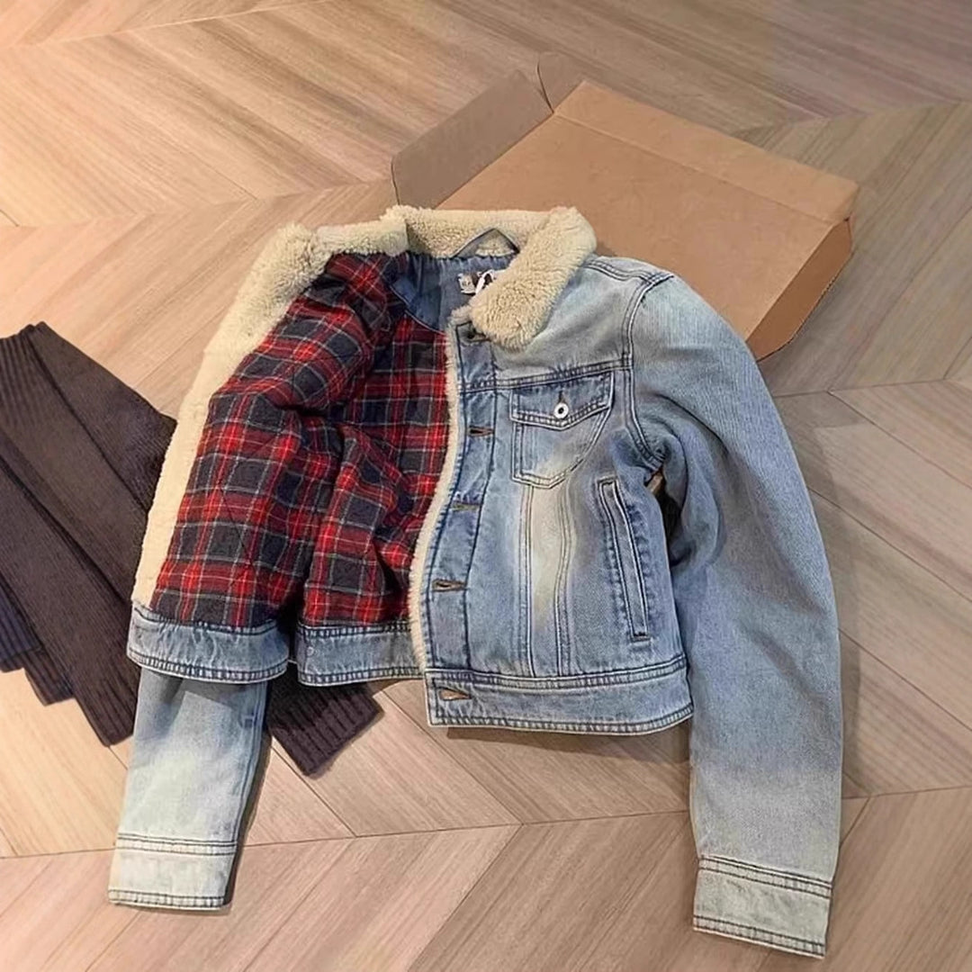 Vintage denim jacket with lamb fleece lining
