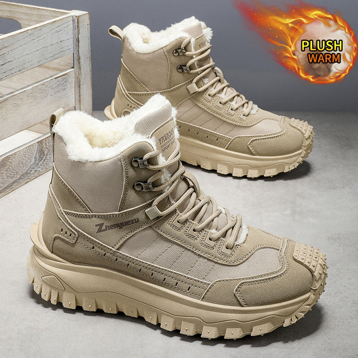 Padded men's outdoor boots for winter