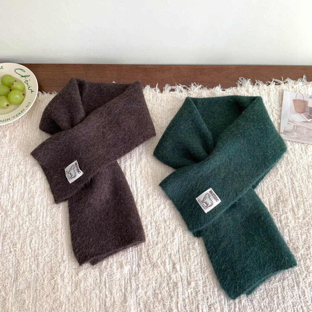Short knit scarf with slit, alpaca wool blend