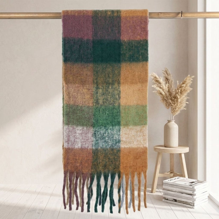 Checkered scarf in mohair look, warm for autumn and winter